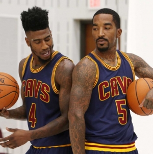 Cavs guard Iman Shumpert to miss three months for wrist injury