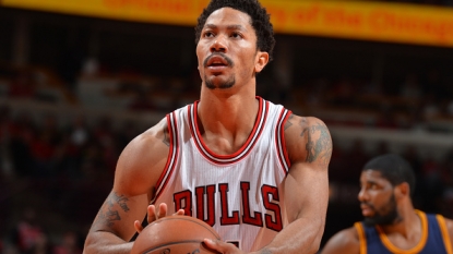 Chicago Bulls’ Derrick Rose expected back in 2 weeks, report says