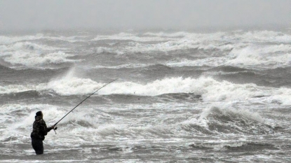 Christie urges people to confront dune holdouts at Jersey shore; calls Margate