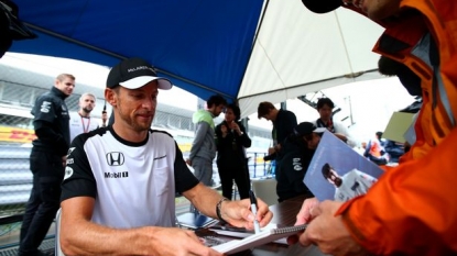 Fernando Alonso insists he will stay at McLaren until 2017