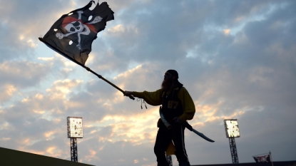 Cubs Beat Pirates 4-0 In NL Wild Card Game