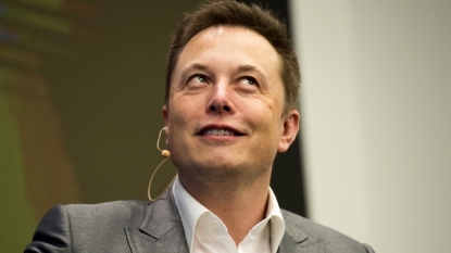 Elon Musk says that Apple only hires Tesla’s worst engineers