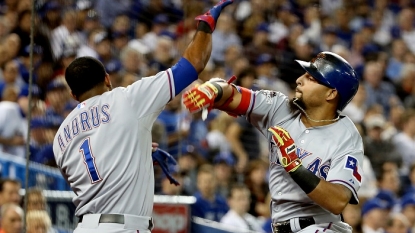 Chirinos 2-run homer leads Rangers over Blue Jays 5-3