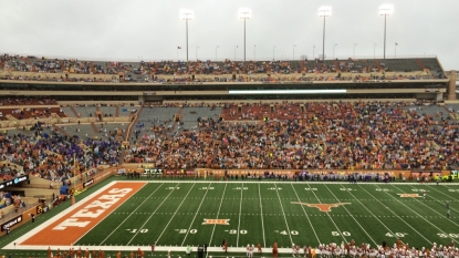 Texas establishes tough, physical reputation in win over Kansas State