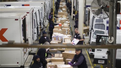 FedEx expects 12% increase in holiday shipments