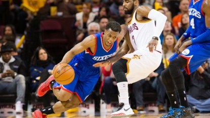 Ish Smith scores 17 in season opener