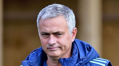 Chelsea manager Mourinho fined, given suspended stadium ban