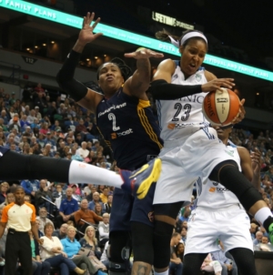 Gritty Fever top Lynx 75-69 in Game 1 of WNBA Finals