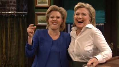 Hillary Clinton Makes Fun of Trump and Herself on Saturday Night Live