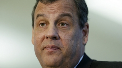 Chris Christie asked to move cars on Amtrak train