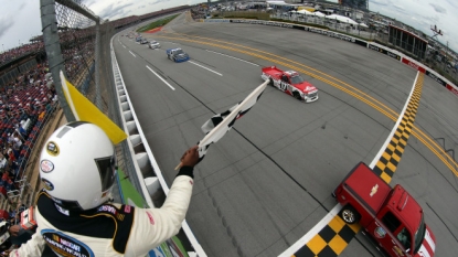 Jeff Gordon: Wins Talladega Pole