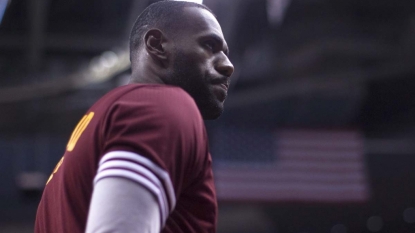 LeBron James returns to practice, moves closer to playing in Tuesday’s opener