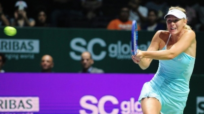 Maria Sharapova beats Agnieszka Radwanska in three sets — WTA Finals