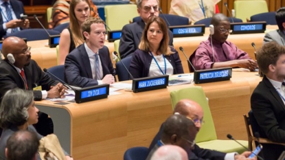 Zuckerberg to Provide Refugee Camps With Internet Access