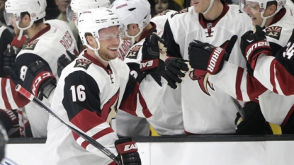 Max Domi scores in NHL debut, Coyotes beat Kings 4-1