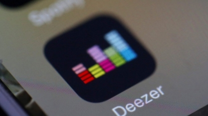 Deezer launches Euro 300 million IPO