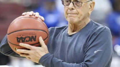 NCAA sanctions SMU basketball, Larry Brown for rules violations