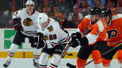 National Hockey League roundup: Neuvirth shines again as Flyers blank ‘Hawks