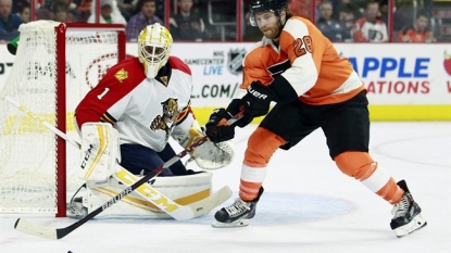 Neuvirth stops 31 shots, leads Flyers past Panthers 1-0