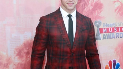 See how Nick Jonas replied to a question about dating Kate Hudson