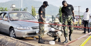 Nigerian leader visits victims of Abuja bombings