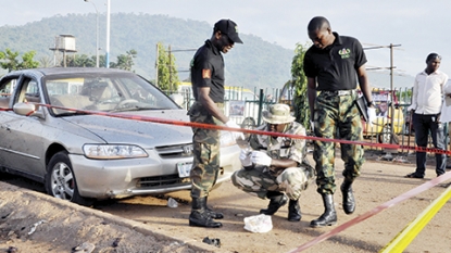 Nigerian leader visits victims of Abuja bombings