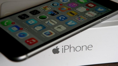 Apple’s 48 million iPhone sales help set new company record