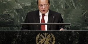 Pak Submits Dossier on India to UN Chief