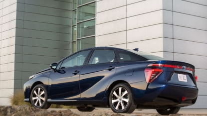 Toyota targets end of carbon emitters