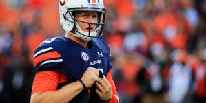 Auburn sticking with Sean White as starting QB