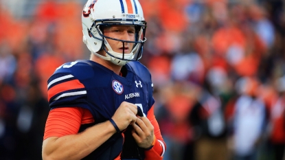 Auburn sticking with Sean White as starting QB