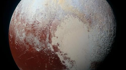 Pluto reveals variety of rich colors, stunning experts