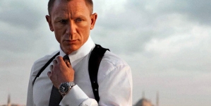 Daniel Craig contracted for one more Bond outing