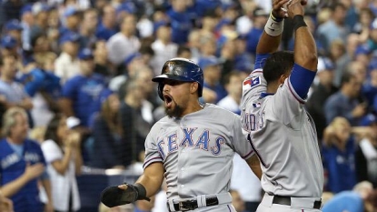 Rangers beat Toronto again to put Blue Jays on ropes