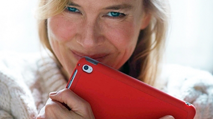 Renee Zellweger returns as Bridget Jones in first official picture from new