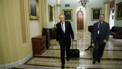 Harry Reid sues exercise band manufacturer over eye injury