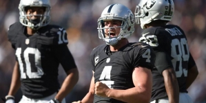 Derek Carr, Raiders ’emotional’ after win over Ravens