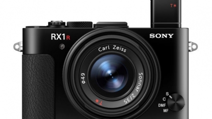 Sony’s RX1R II Camera Is Small But Mighty – And Mighty Expensive