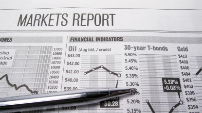 Stocks climb after Fed minutes; oil jumps