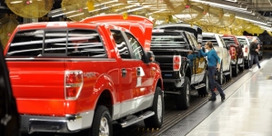 Strike possible this weekend at Ford Claycomo plant