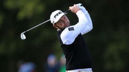 Sullivan hits 7-under 64 to lead Portugal Masters