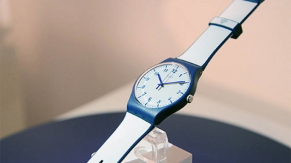 Swatch launches mobile payment watch in China