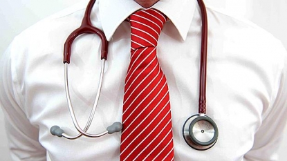 Thousands of doctors to protest over new contract plans