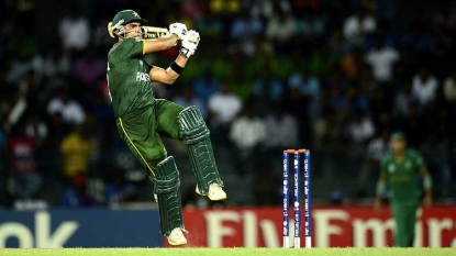 2nd T20: Pakistan bat as Hafeez and Irfan return