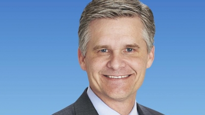 Wal-Mart Says Holley to Retire as CFO, Succeeded by Brett Biggs