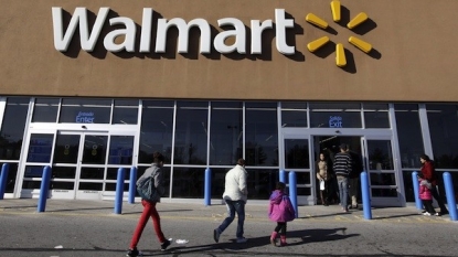 Wal-Mart to cut 450 jobs at headquarters