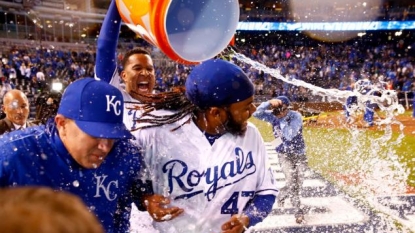 Johnny Cueto shuts down the Mets as Royals claim 2-0 lead