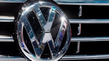 VW halts sales of Porsche diesel car