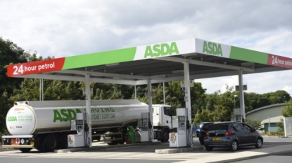 Petrol prices fall below £1 at Asda