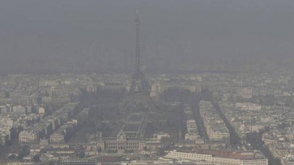 Climate summit in Paris to proceed despite attacks